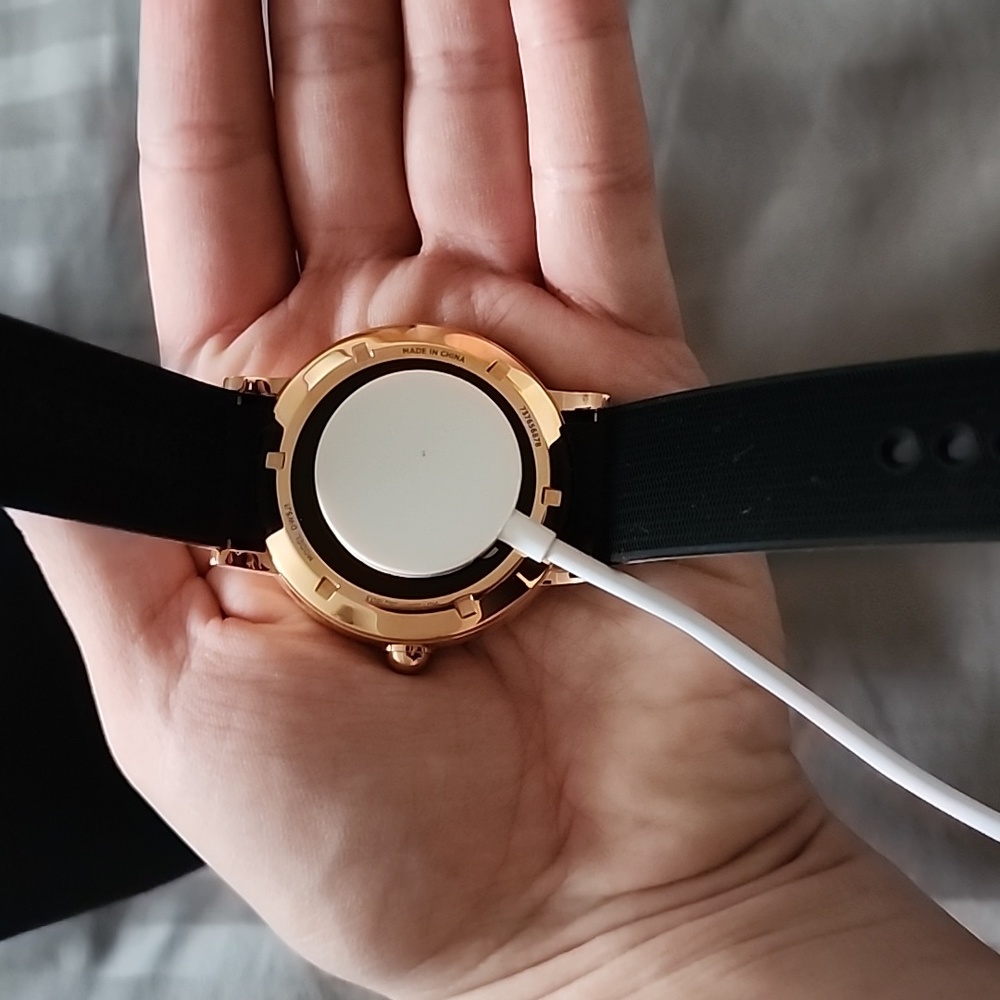 Marc Jacobs Rose Gold Case with Light Gray Strap Smartwatch - Picture 5 of 5